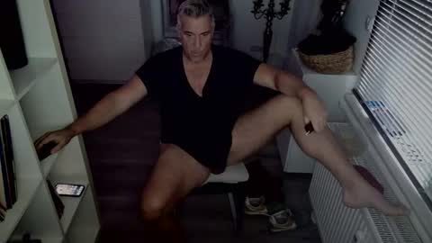 camunication online show from 01-24-25, 03:13