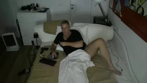 camunication online show from 02-14-25, 09:21