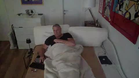 camunication online show from 02-21-25, 10:28