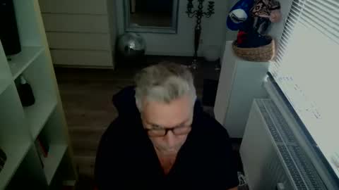 camunication online show from 10-01-25, 08:09