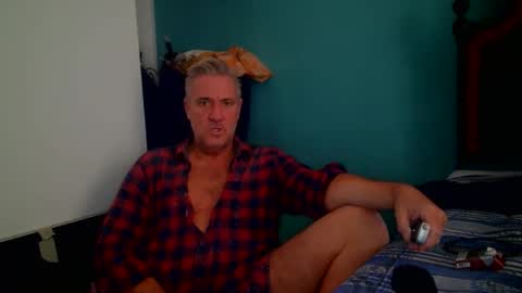 camunication online show from 10-20-25, 10:27