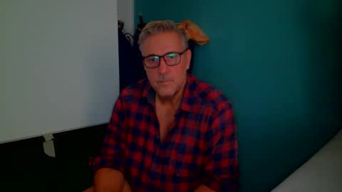 camunication online show from 10-25-25, 10:23