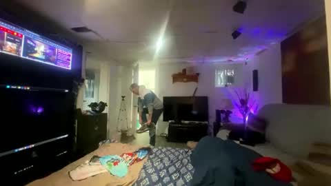 Snapshot of canadaguuy78 chatting on 04-02-26, 03:20 CanadaGuy1978 online show from 04-02-26, 03:20