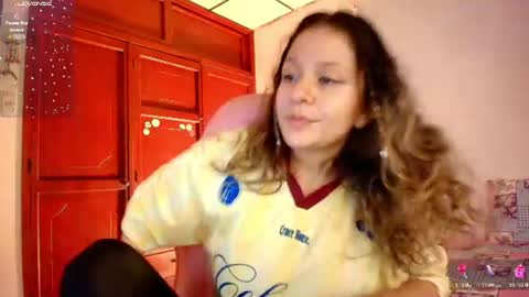 Candase online show from 06-25-26, 02:55