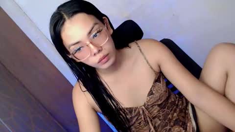 Candi online show from 06-08-26, 03:51