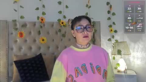 Candie  online show from 09-18-25, 11:45