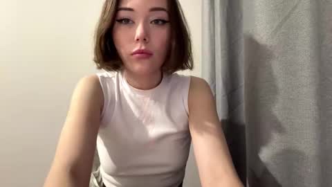 Isabella online show from 11-28-25, 02:31