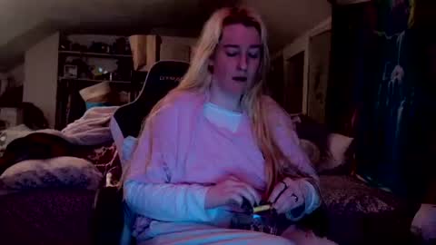 Candi online show from 05-11-26, 12:49