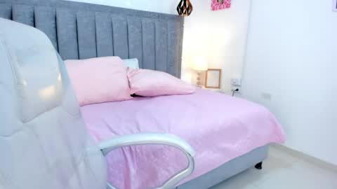 Snapshot of candy21__ chatting on 04-21-26, 04:41 dulce online show from 04-21-26, 04:41