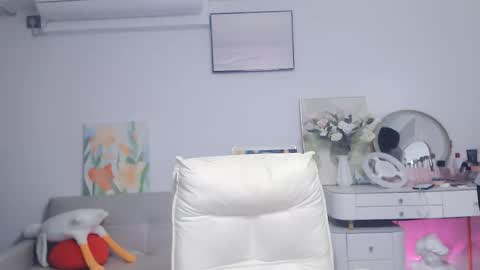 Snapshot of candy8998 chatting on 10-08-25, 12:19 candy8998 online show from 10-08-25, 12:19