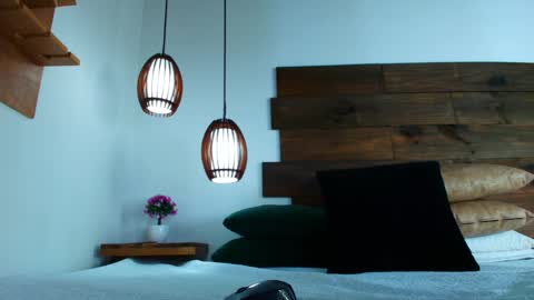 Jolie online show from 04-29-26, 09:10