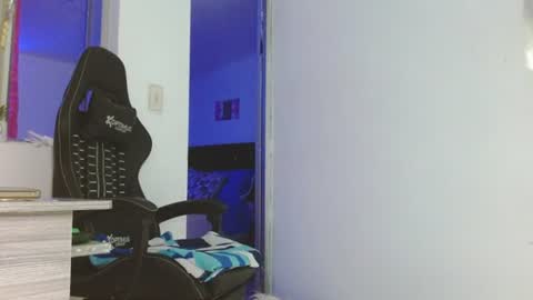 candy_giuliana21 online show from 06-13-26, 01:36