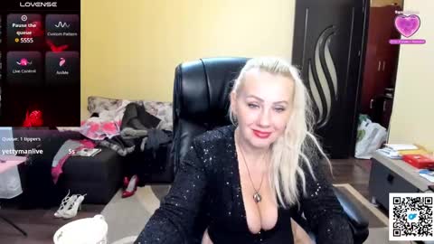 Snapshot of candy_hellenx chatting on 12-06-24, 08:26 candy_hellenx online show from 12-06-24, 08:26