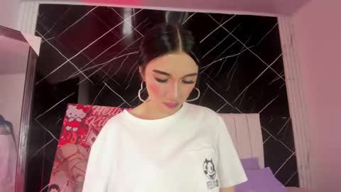 Leila  online show from 11-05-25, 12:32