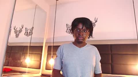 CANDY LOVE  DANNA online show from 11-25-25, 10:10