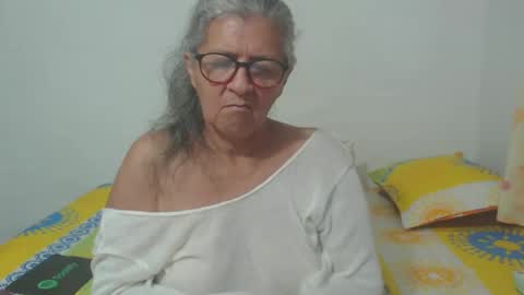 Snapshot of candy_mature_ chatting on 03-09-25, 01:59 candy online show from 03-09-25, 01:59