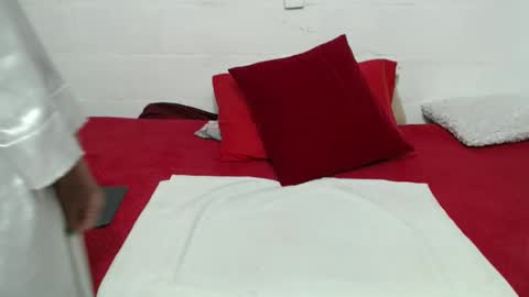 Snapshot of candy_mature_ chatting on 10-26-25, 01:55 candy online show from 10-26-25, 01:55