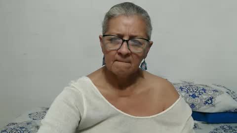 Snapshot of candy_mature_ chatting on 11-14-25, 10:58 candy online show from 11-14-25, 10:58