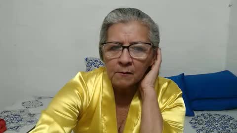 Snapshot of candy_mature_ chatting on 11-22-25, 12:26 candy online show from 11-22-25, 12:26