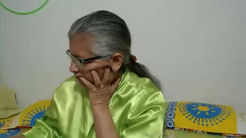 Snapshot of candy_mature_ chatting on 02-08-26, 01:14 candy online show from 02-08-26, 01:14