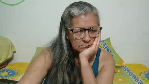 Snapshot of candy_mature_ chatting on 02-16-26, 10:17 candy online show from 02-16-26, 10:17