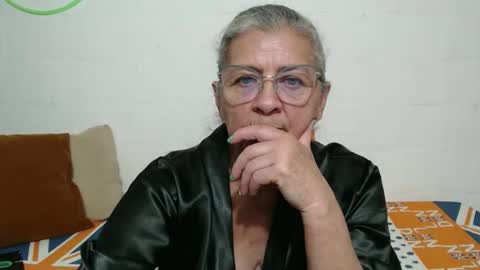 Snapshot of candy_mature_ chatting on 02-28-26, 01:06 candy online show from 02-28-26, 01:06