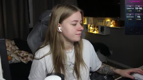 Megan online show from 01-02-25, 02:24