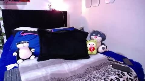 Snapshot of candy_scarce16 chatting on 03-14-26, 02:50 Sharon online show from 03-14-26, 02:50