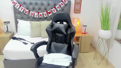 Snapshot of candy_summer28_ chatting on 02-04-25, 07:22 CANDY online show from 02-04-25, 07:22