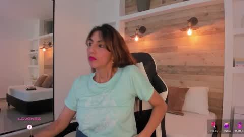 Snapshot of candy_summer28_ chatting on 01-17-26, 07:28 CANDY online show from 01-17-26, 07:28