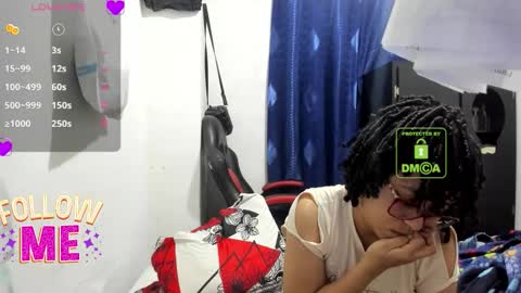 Snapshot of candy_val chatting on 12-15-25, 05:23 candy_val online show from 12-15-25, 05:23