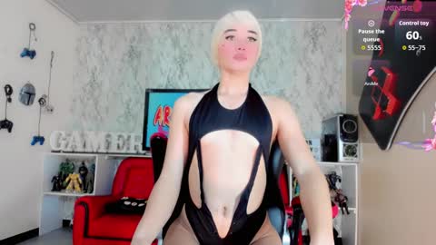 candy_walker__ online show from 11-04-25, 07:24