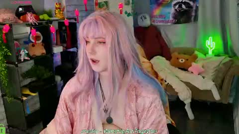Mary online show from 07-11-26, 01:19