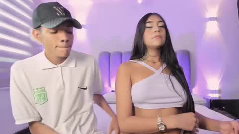 Snapshot of candyandmarilyn chatting on 09-26-25, 08:35 and MarilynHot online show from 09-26-25, 08:35