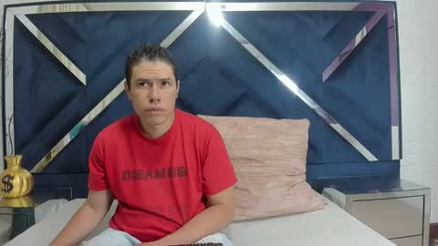 Snapshot of candyandsteven chatting on 09-14-25, 02:33 candyandsteven online show from 09-14-25, 02:33