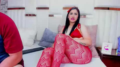 Snapshot of candyandsteven chatting on 11-24-25, 02:44 candyandsteven online show from 11-24-25, 02:44