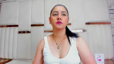 Snapshot of candyandsteven chatting on 02-02-26, 02:54 candyandsteven online show from 02-02-26, 02:54