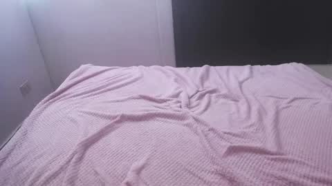 Candy online show from 11-30-25, 06:23