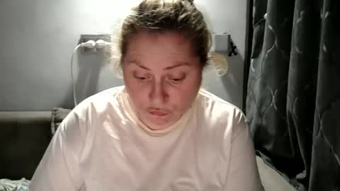 Laura online show from 02-06-25, 11:58