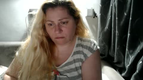 Laura online show from 03-03-25, 11:14