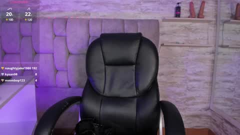 Candy online show from 01-19-25, 12:17