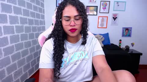 Snapshot of candyhot_sex chatting on 12-02-24, 09:17 Karen online show from 12-02-24, 09:17