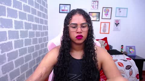 Snapshot of candyhot_sex chatting on 01-13-25, 06:16 Karen online show from 01-13-25, 06:16