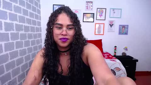 Snapshot of candyhot_sex chatting on 02-24-25, 06:05 Karen online show from 02-24-25, 06:05