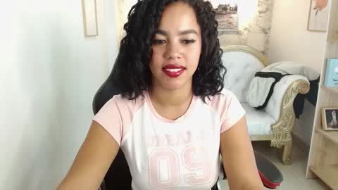 candy online show from 11-11-25, 03:17