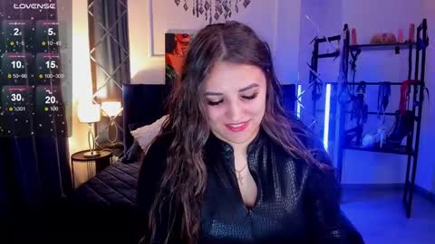 Sofia online show from 09-12-25, 01:17