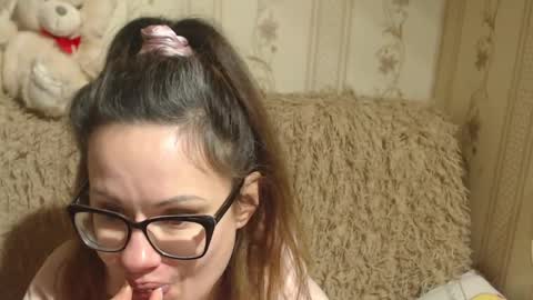 Snapshot of candylady136 chatting on 01-13-25, 01:06 say meow and send tip  online show from 01-13-25, 01:06