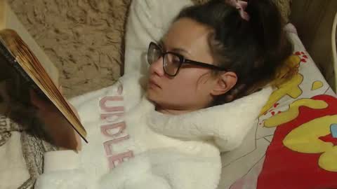 Snapshot of candylady136 chatting on 01-16-25, 10:34 say meow and send tip  online show from 01-16-25, 10:34