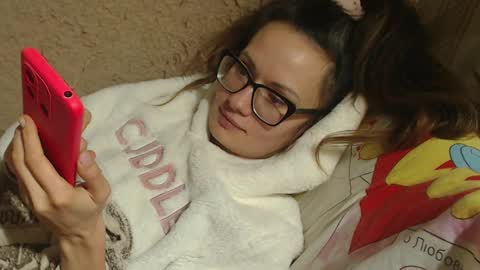 Snapshot of candylady136 chatting on 01-25-25, 06:35 say meow and send tip  online show from 01-25-25, 06:35