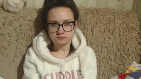Snapshot of candylady136 chatting on 02-14-25, 12:57 say meow and send tip  online show from 02-14-25, 12:57